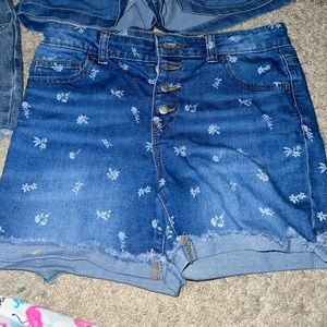 Girls shorts